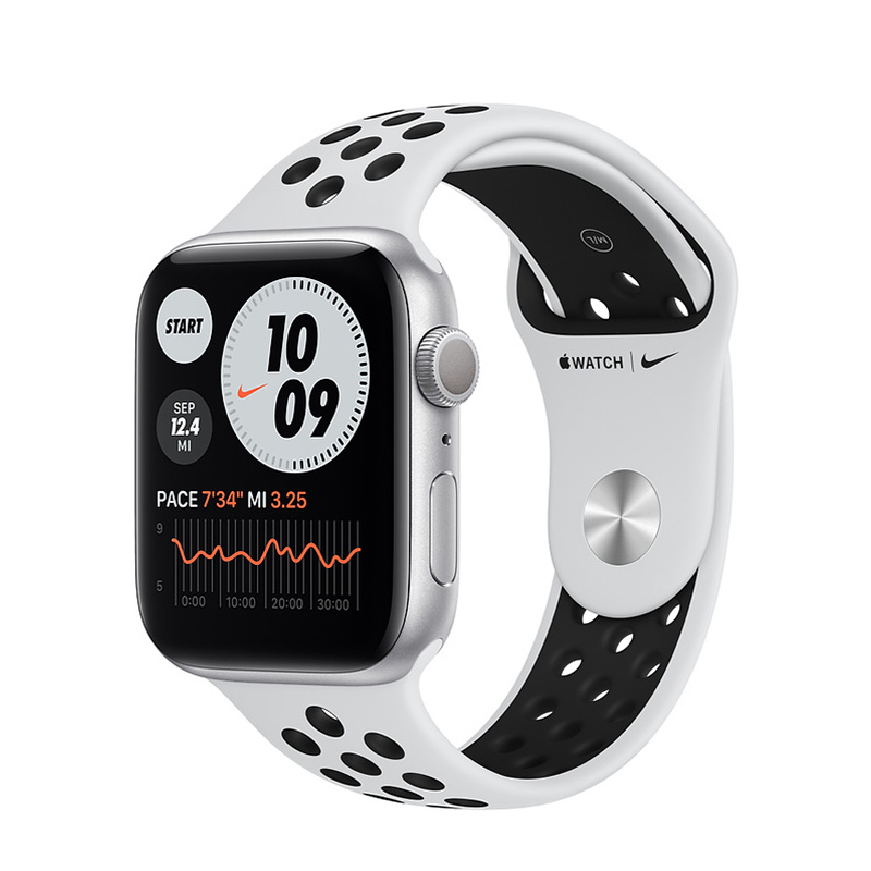 Apple Watch Series 6 | 40mm Silver Aluminum | Platinum / Black Nike Band